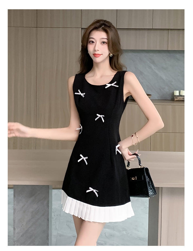 Crew neck three-dimensional bow temperament waist dress